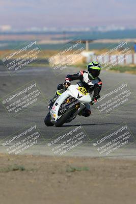 media/Aug-13-2023-CRA (Sun) [[1cfc37a6fb]]/Race 3 600 Superbike/Race/